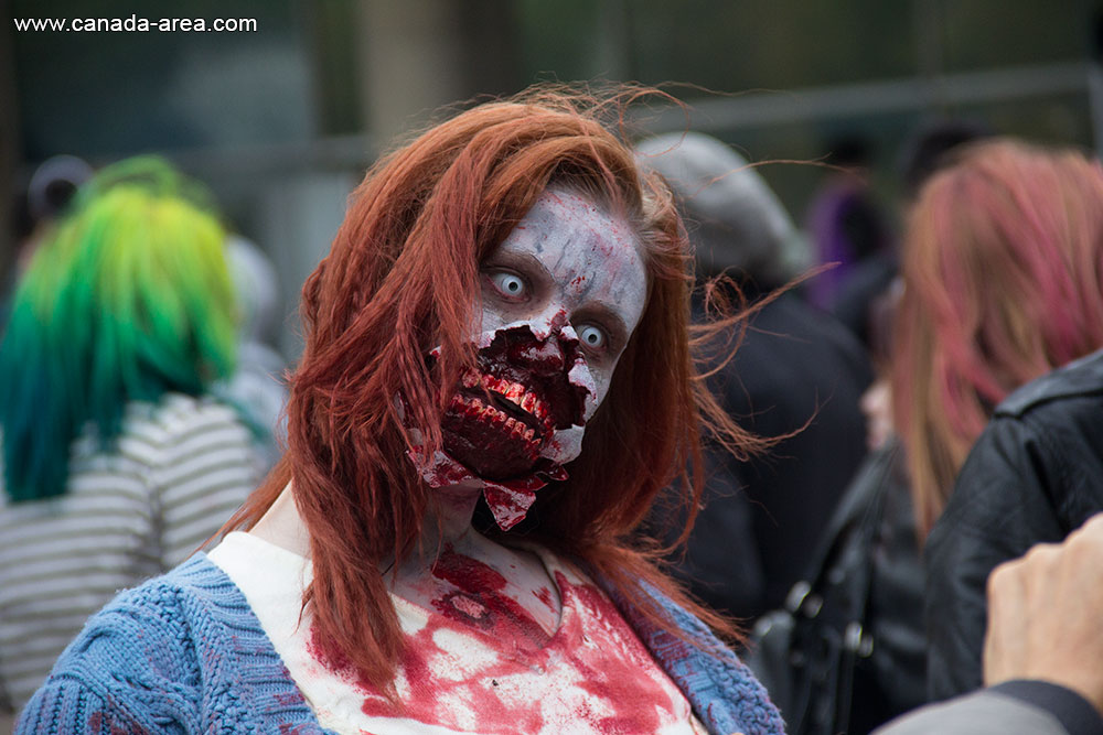 Toronto Zombie Walk 2013 фотография