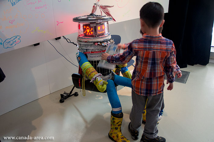 HitchBOT